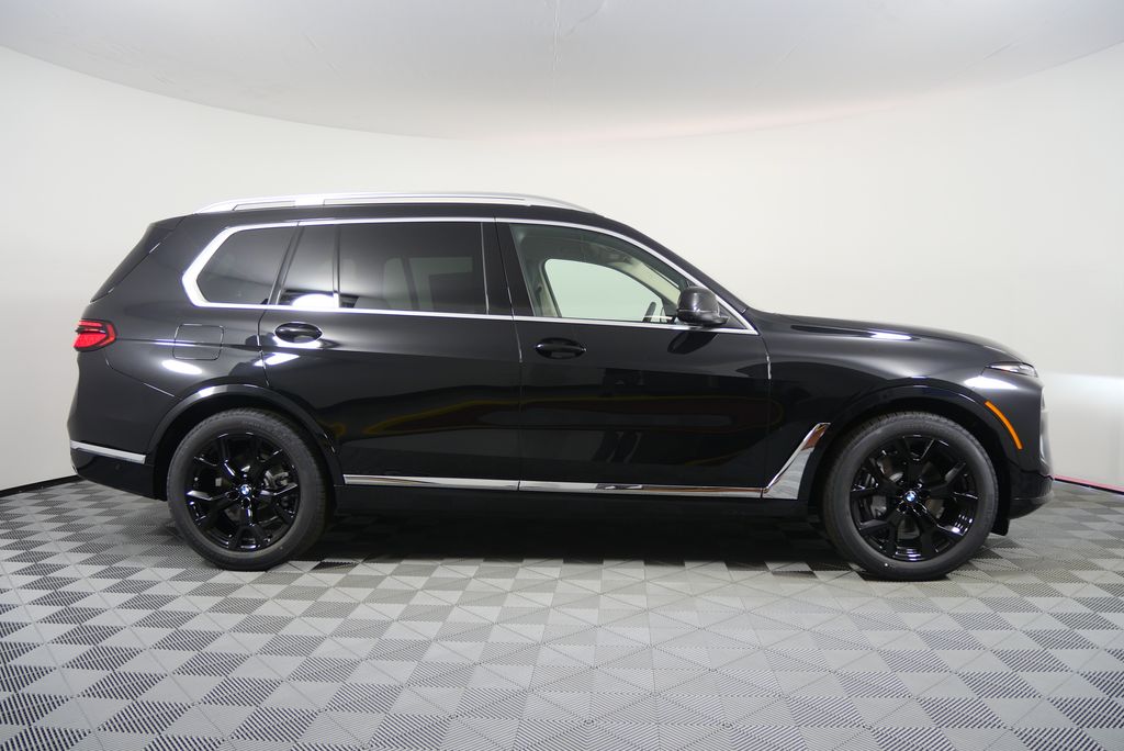 Thumbnail: 2026 BMW X7 - 2