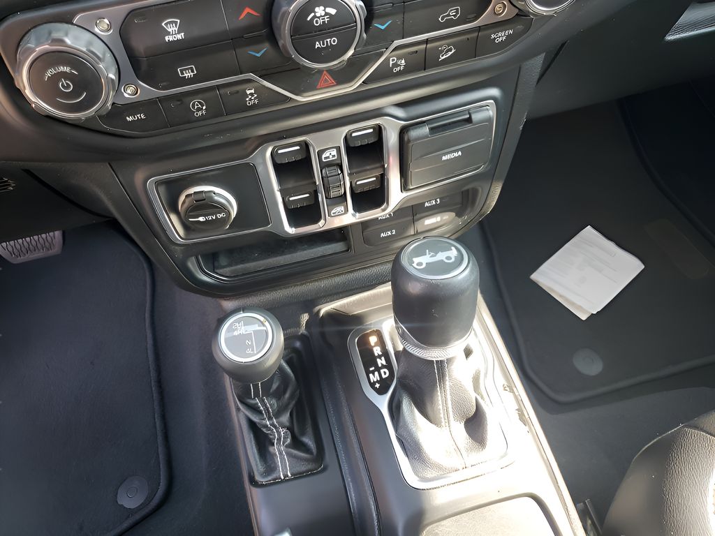 Used Car 2019 Jeep Wrangler  Unlimited Sahara For Sale Under $25,000 In Austin, Texas