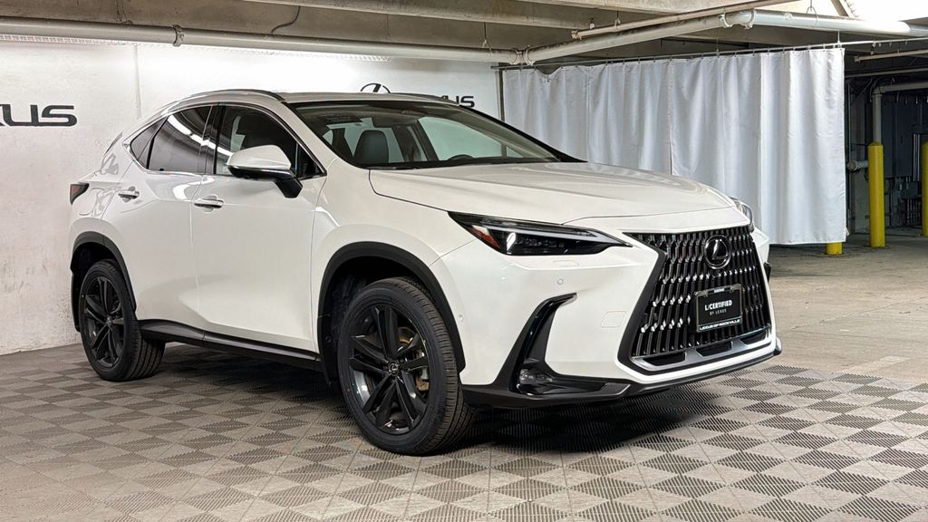2024 Lexus NX Hybrid 450h+ Luxury AWD
