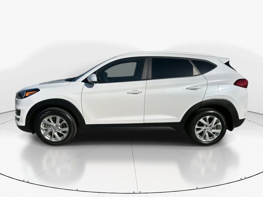 2021 White Cream Hyundai Tucson Value FWD SUV