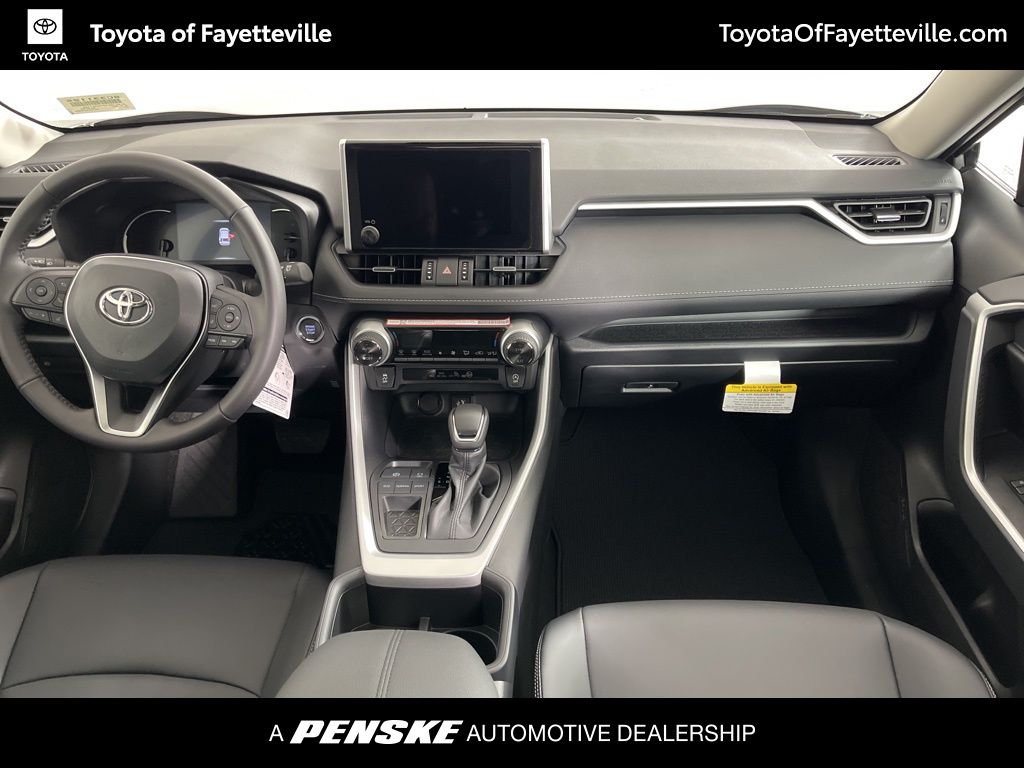 2025 Toyota RAV4 XLE Premium 19