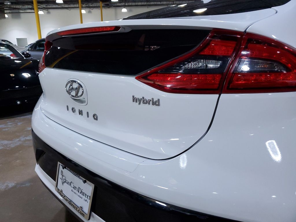 2018 Hyundai Ioniq Hybrid Limited 42