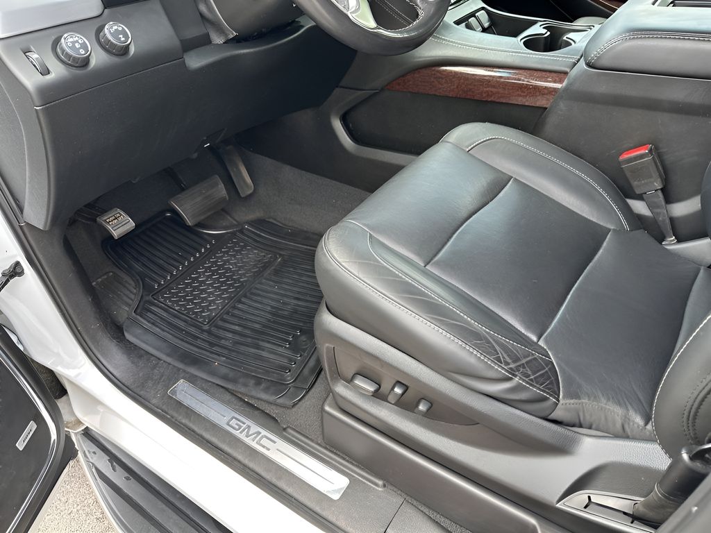 Used Car 2020 Gmc Yukon  Slt For Sale Under $30,000 In Austin, Texas