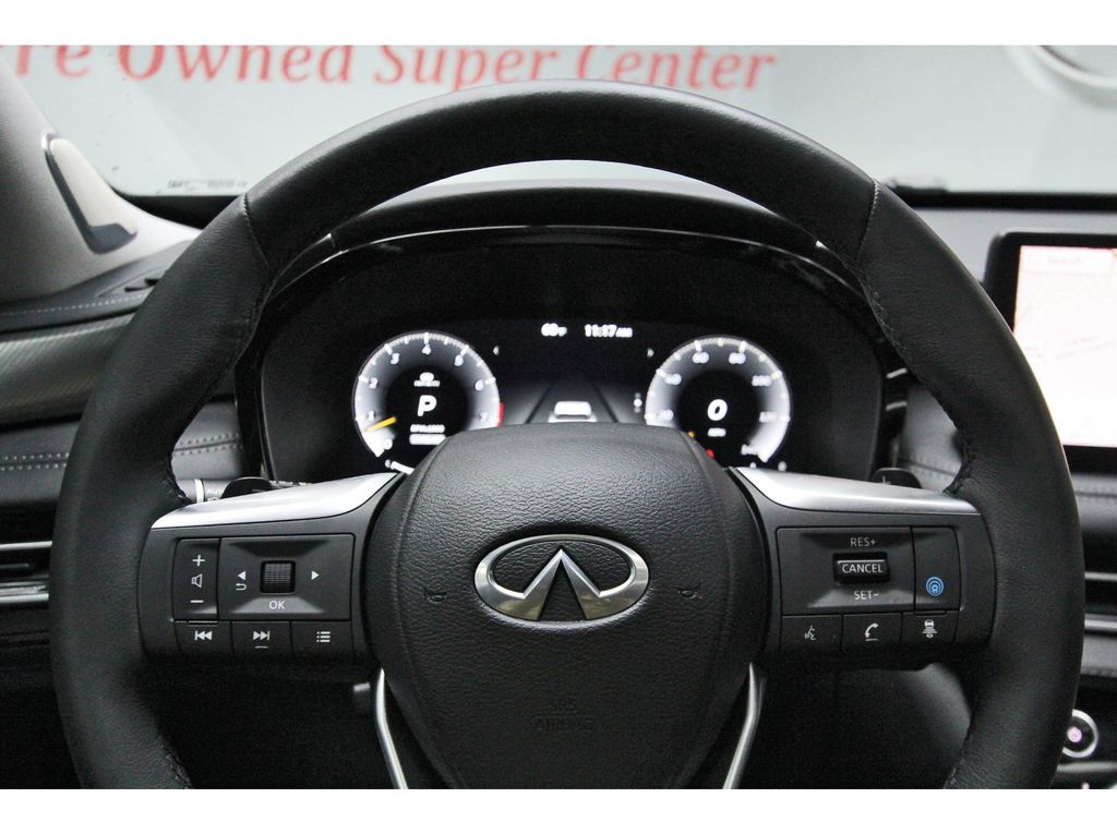 2024 INFINITI QX60 LUXE Black at Central Houston Nissan