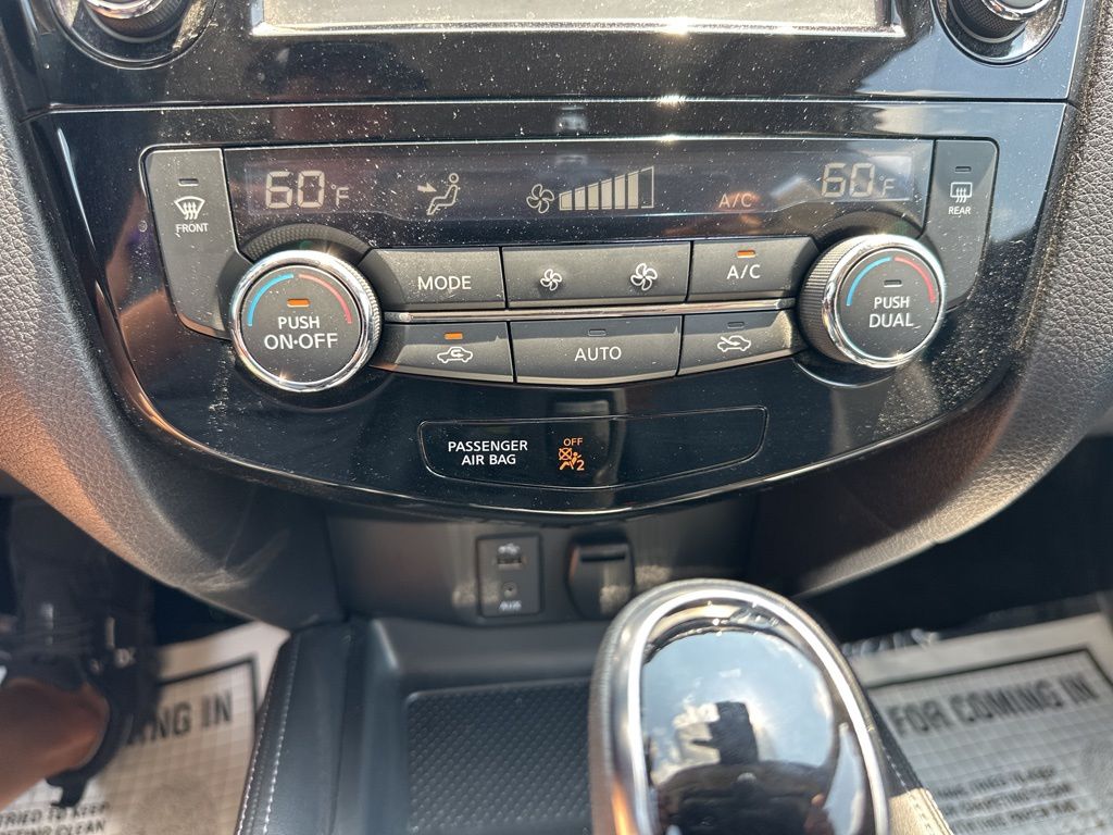 2017 Gun Metallic Nissan Rogue Sport SL FWD SUV