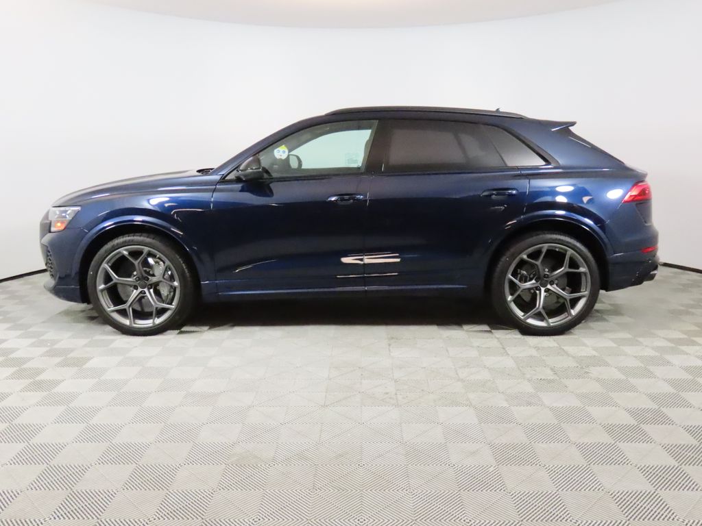 Thumbnail: 2026 Audi RS Q8 - 2