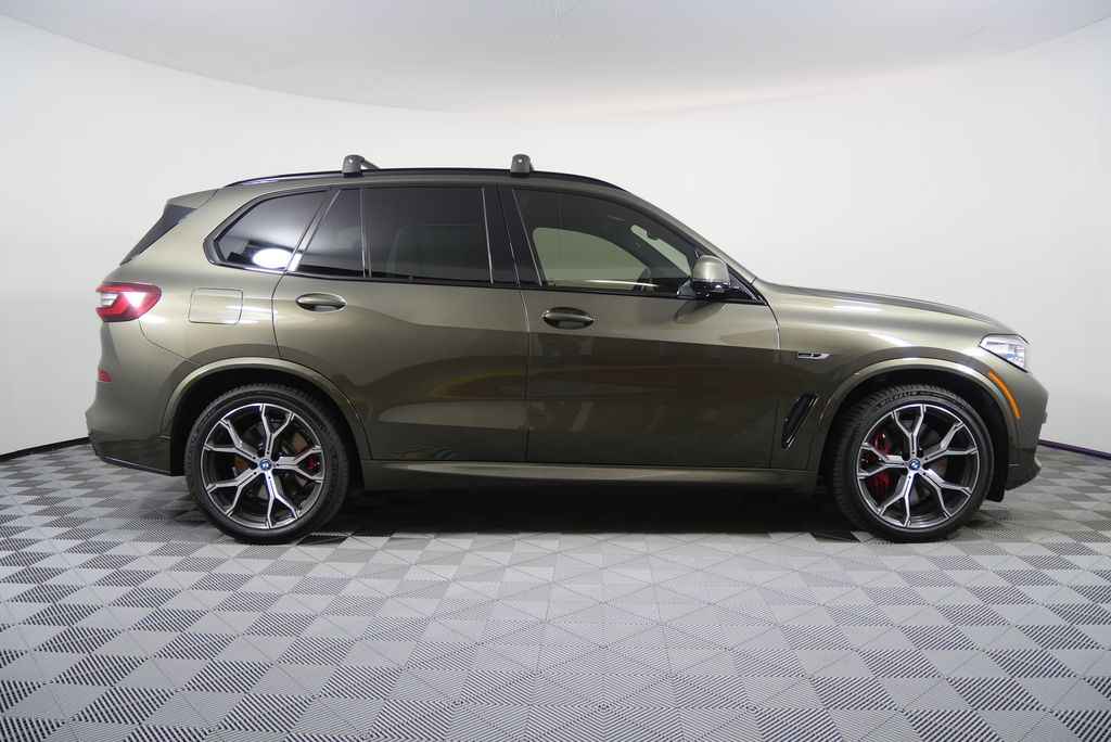 Thumbnail: 2023 BMW X5 - 2
