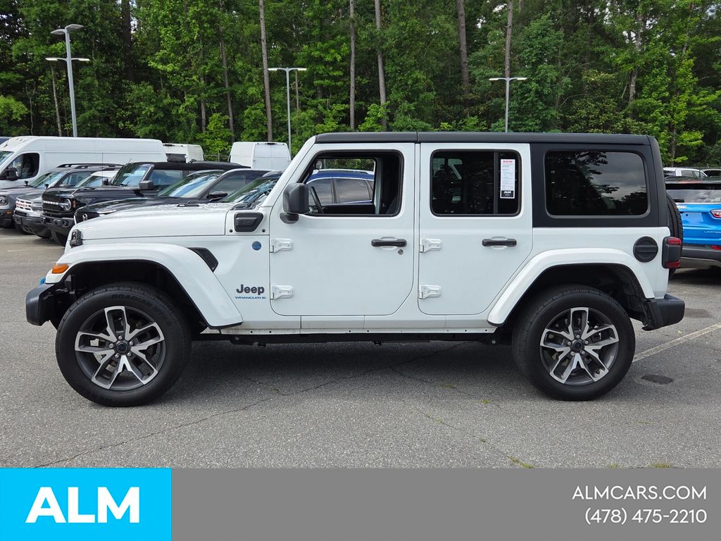 Used 2024 White Jeep Sport S 4xe image 5