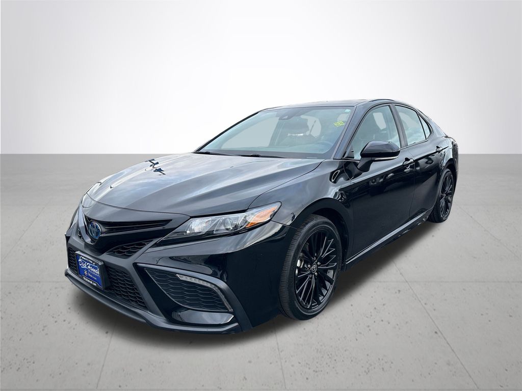 2022 Toyota Camry Hybrid Nightshade