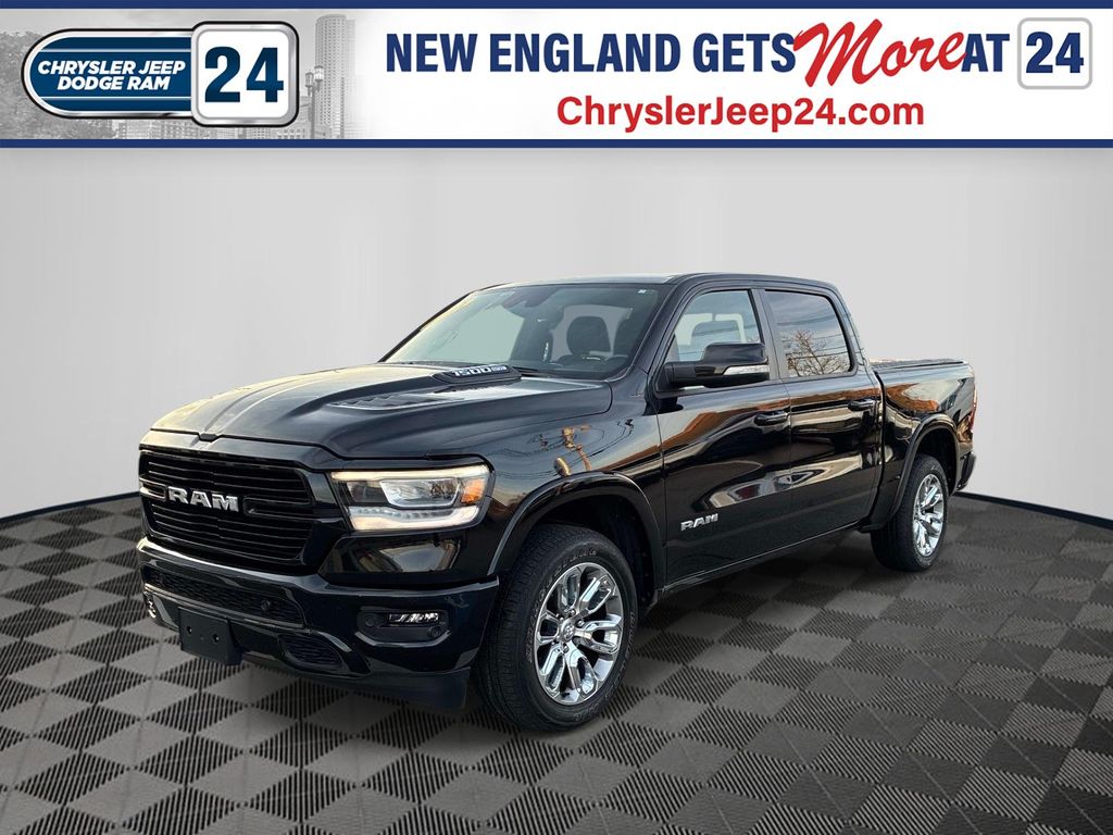 Diamond Black Crystal Pearlcoat 2022 RAM 1500 Laramie Crew Cab 4WD Pickup Truck Four-Wheel Drive 8-Speed Automatic