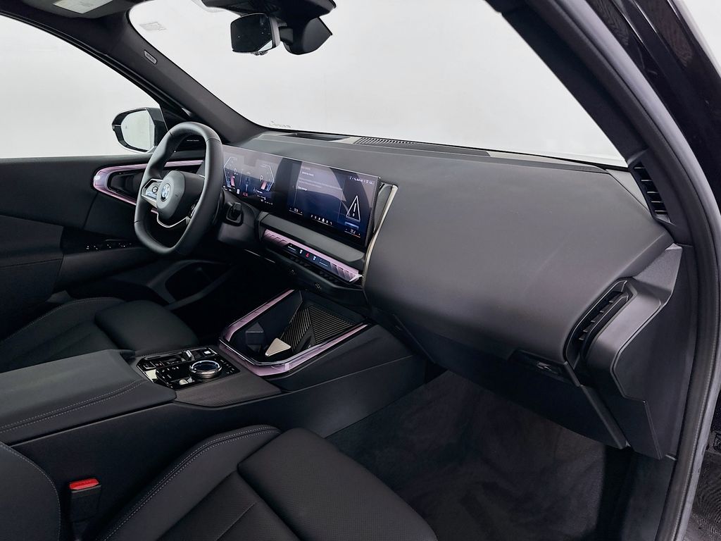 Thumbnail: 2025 BMW X3 - 28