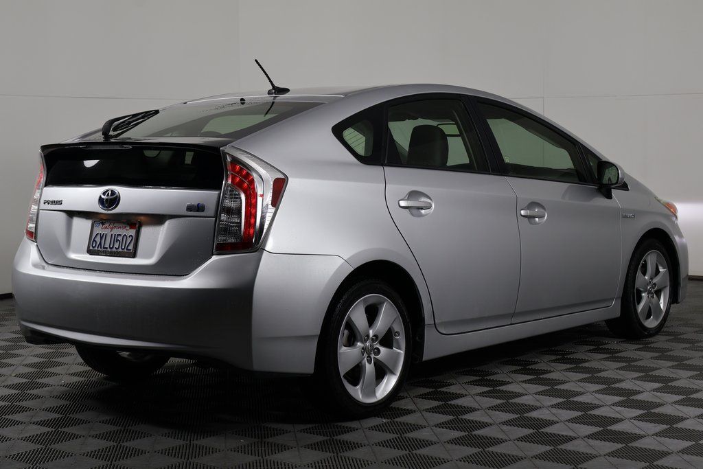 Thumbnail: 2012 Toyota Prius - 4
