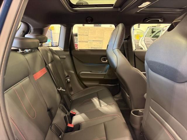 Thumbnail: 2026 MINI Cooper - 25