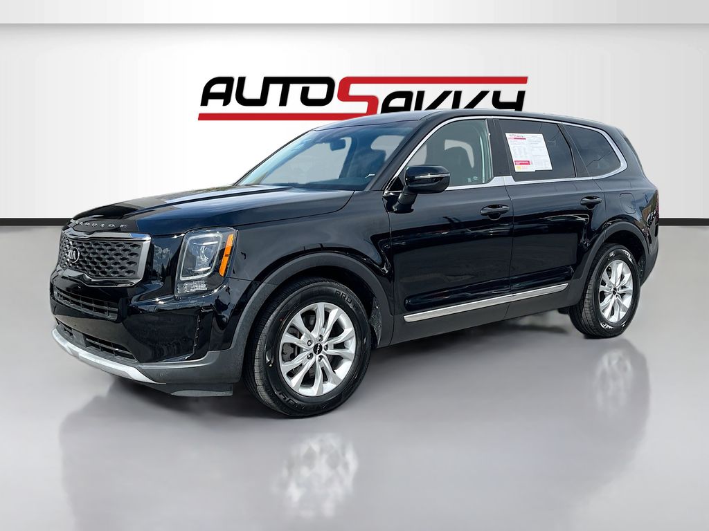 Used 2022 Black Kia LX image 3