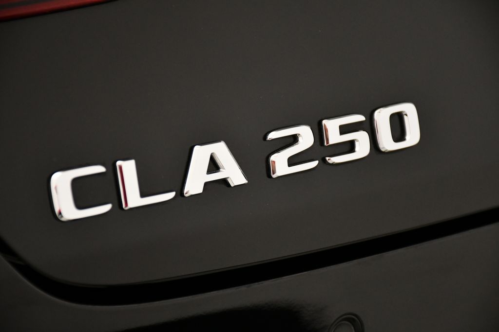 2022 Mercedes-Benz CLA 250 9