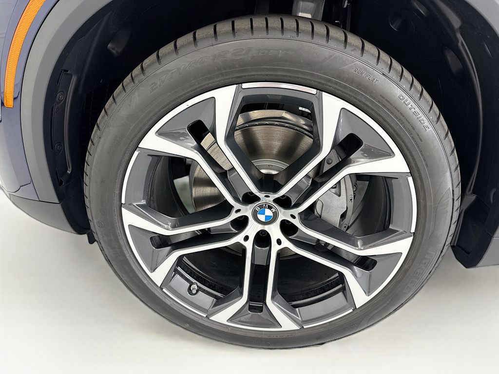 Thumbnail: 2026 BMW X5 - 29