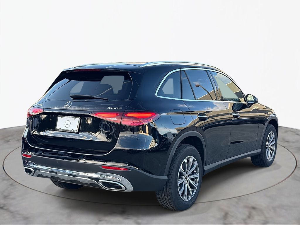 Thumbnail: 2026 Mercedes-Benz GLC - 4