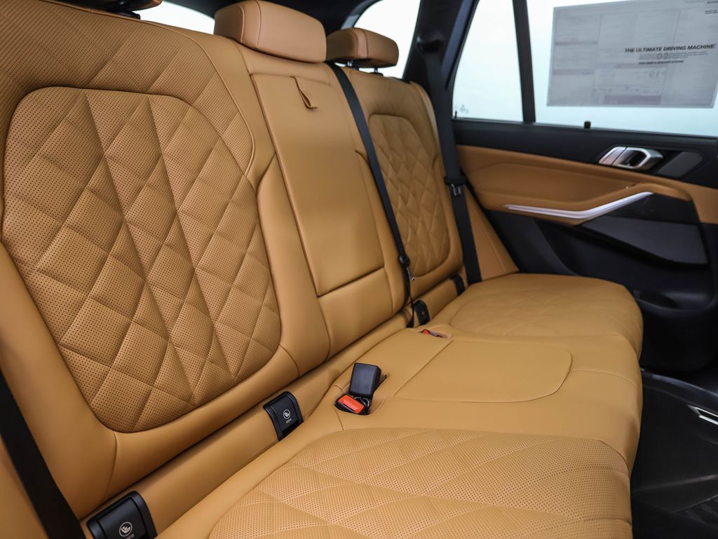 Thumbnail: 2026 BMW X5 - 28