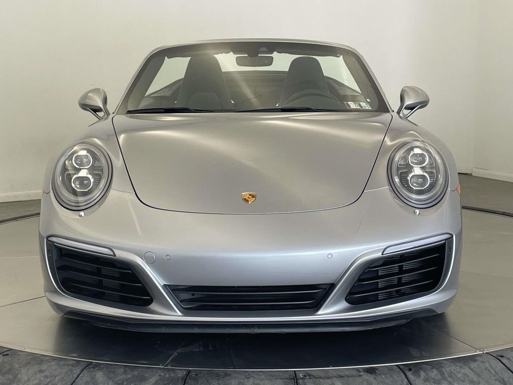 2017 Porsche 911 Carrera - 9