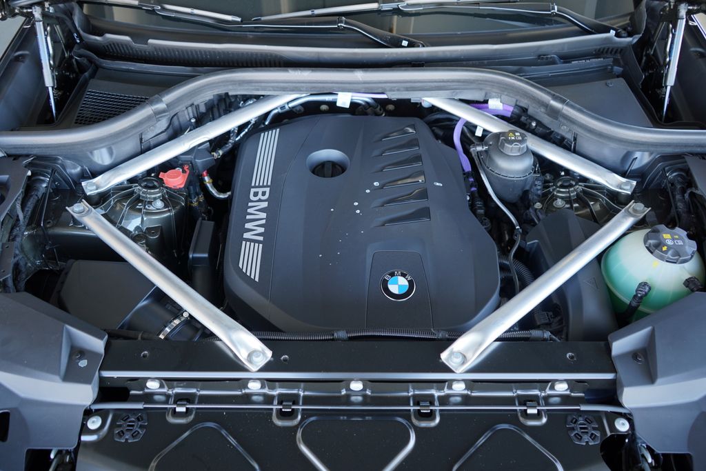 Thumbnail: 2026 BMW X5 - 22