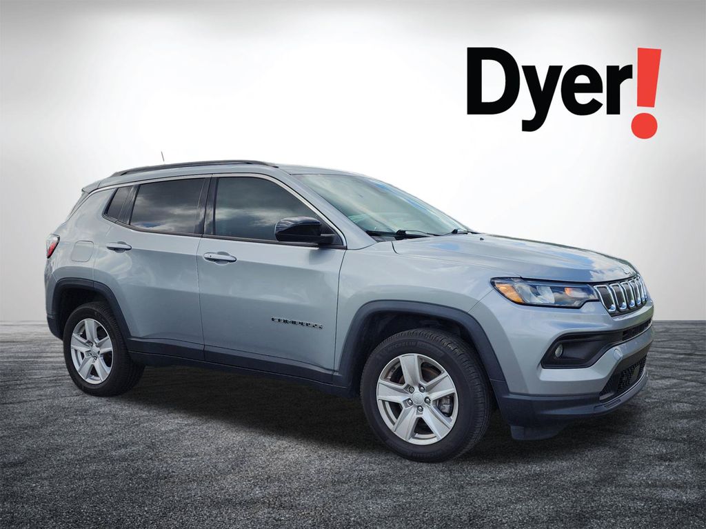2022 Jeep Compass Latitude 4WD