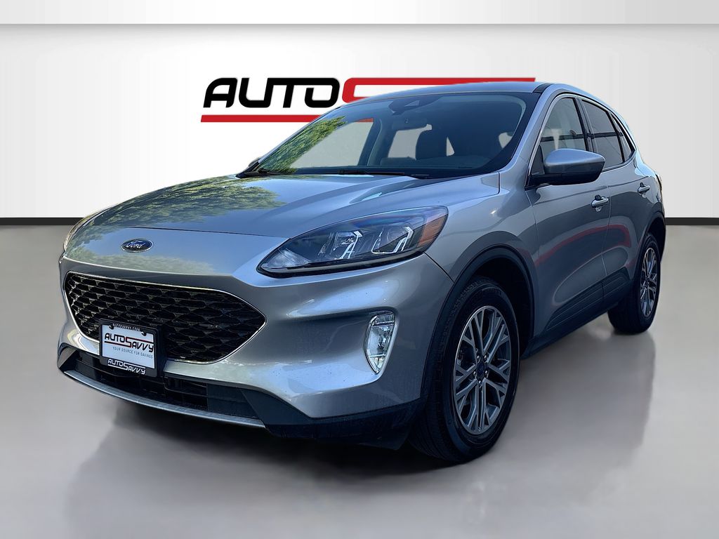 Used 2022 Silver Ford SEL image 3