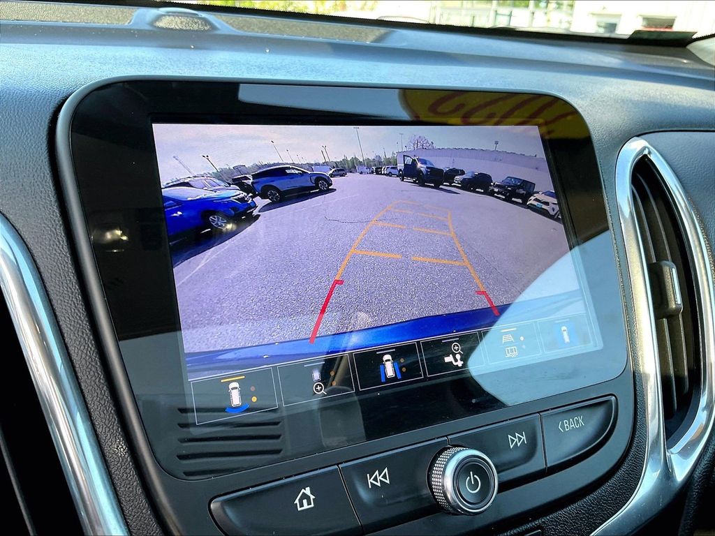 2022 Chevrolet Equinox — photo 18