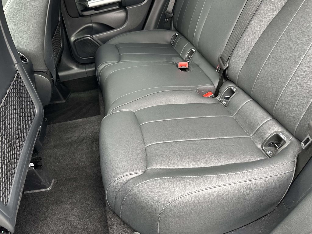 Thumbnail: 2025 Mercedes-Benz GLA - 32