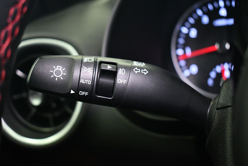 Thumbnail: 2023 Kia Forte - 22