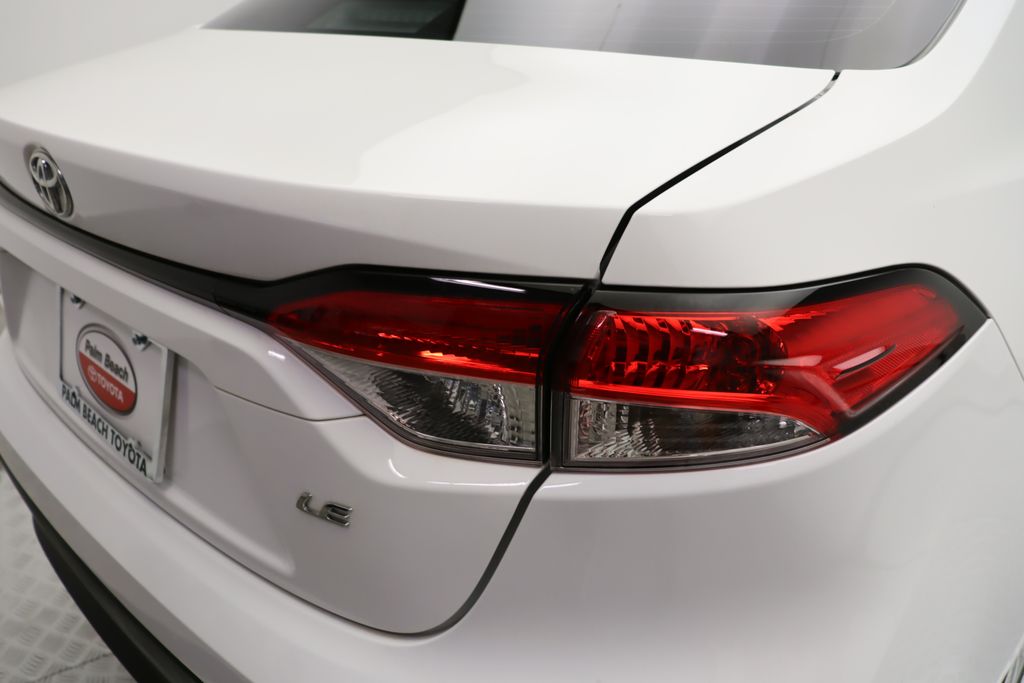 2023 Toyota Corolla LE 9