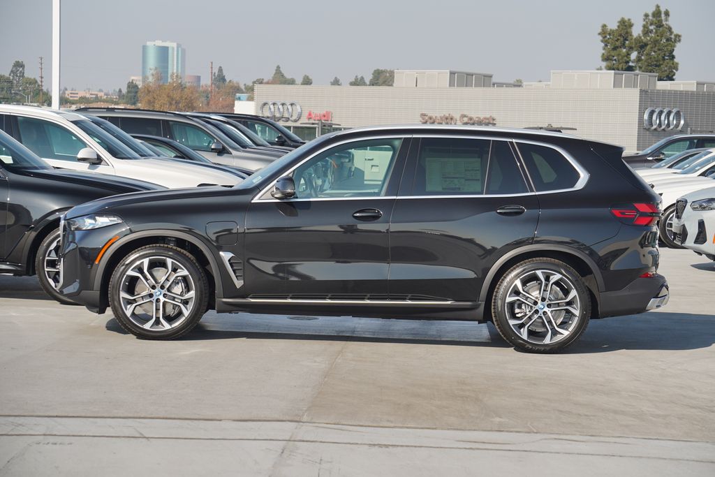 2025 BMW X5 xDrive50e 4