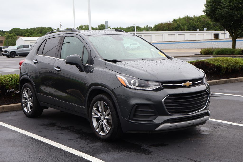 Thumbnail: 2019 Chevrolet Trax - 3