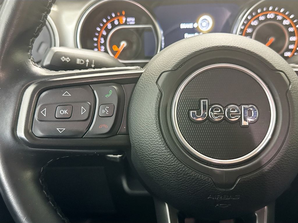 Thumbnail: 2021 Jeep Gladiator - 11