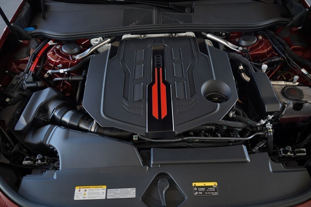 Thumbnail: 2025 Audi S5 - 12