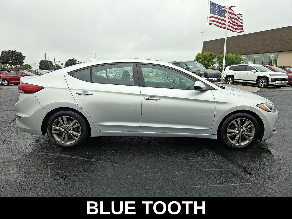 Thumbnail: 2018 Hyundai Elantra - 8
