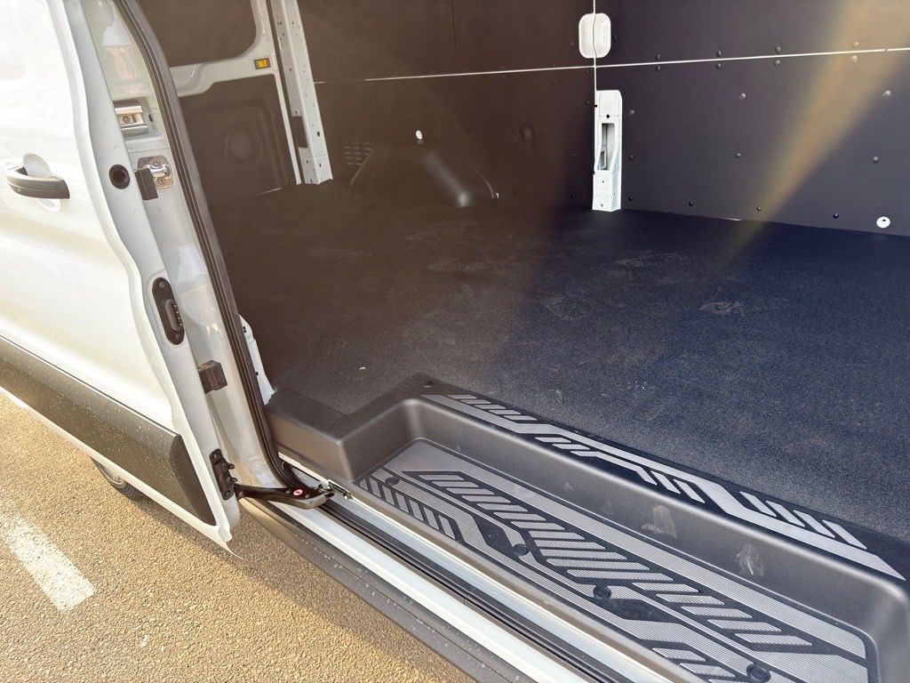 New 2026 White Ford Base image 12