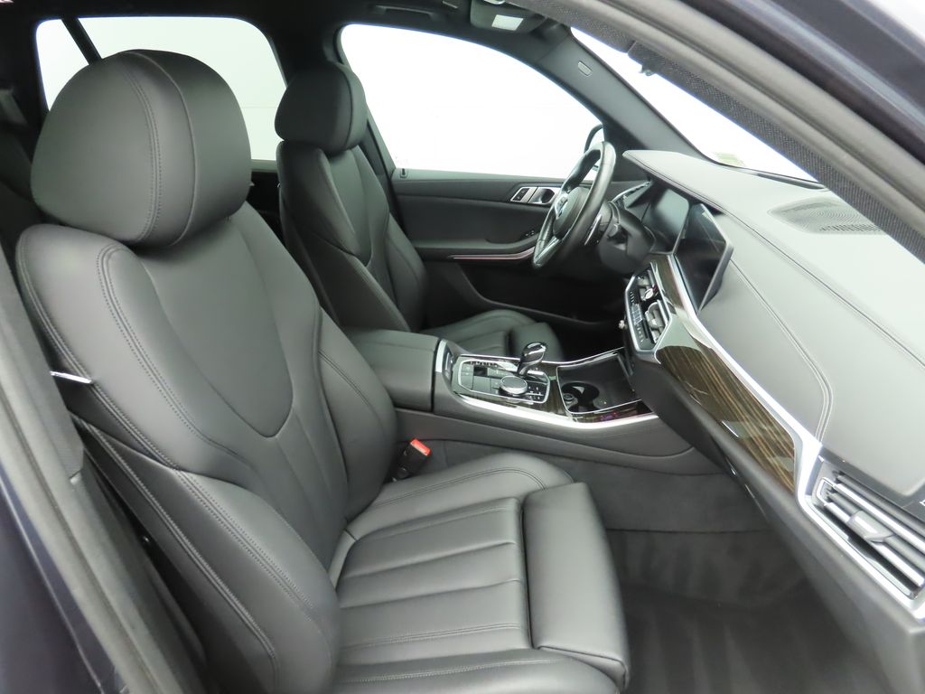 Thumbnail: 2019 BMW X5 - 21