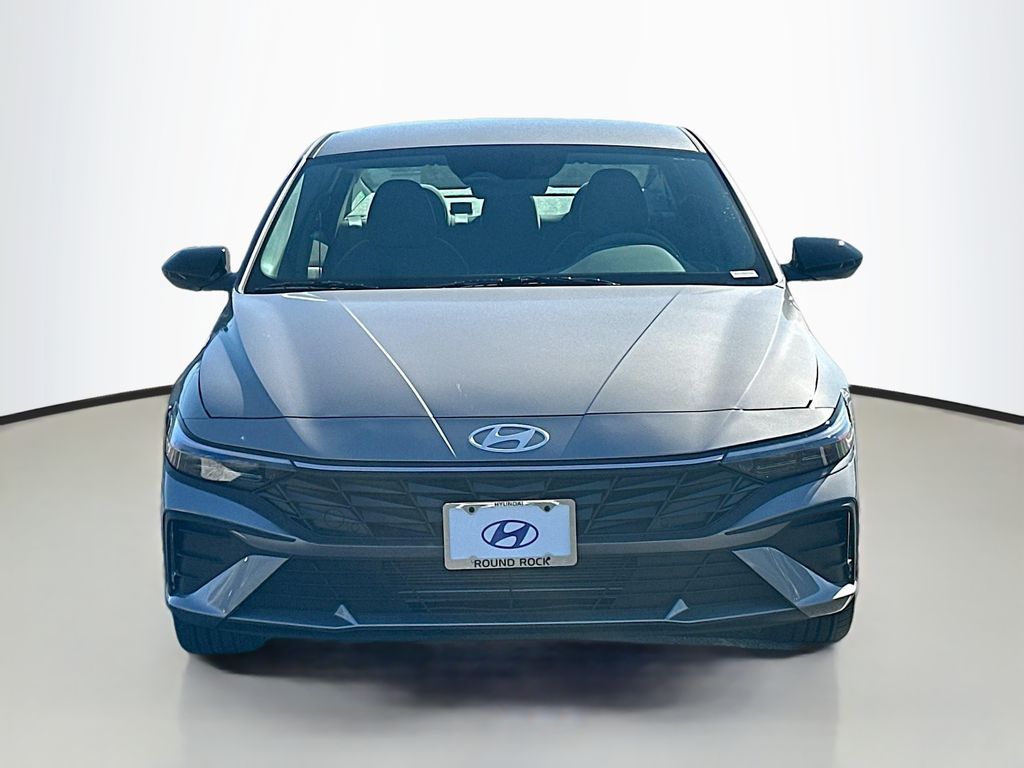 2025 Hyundai Elantra SEL 2