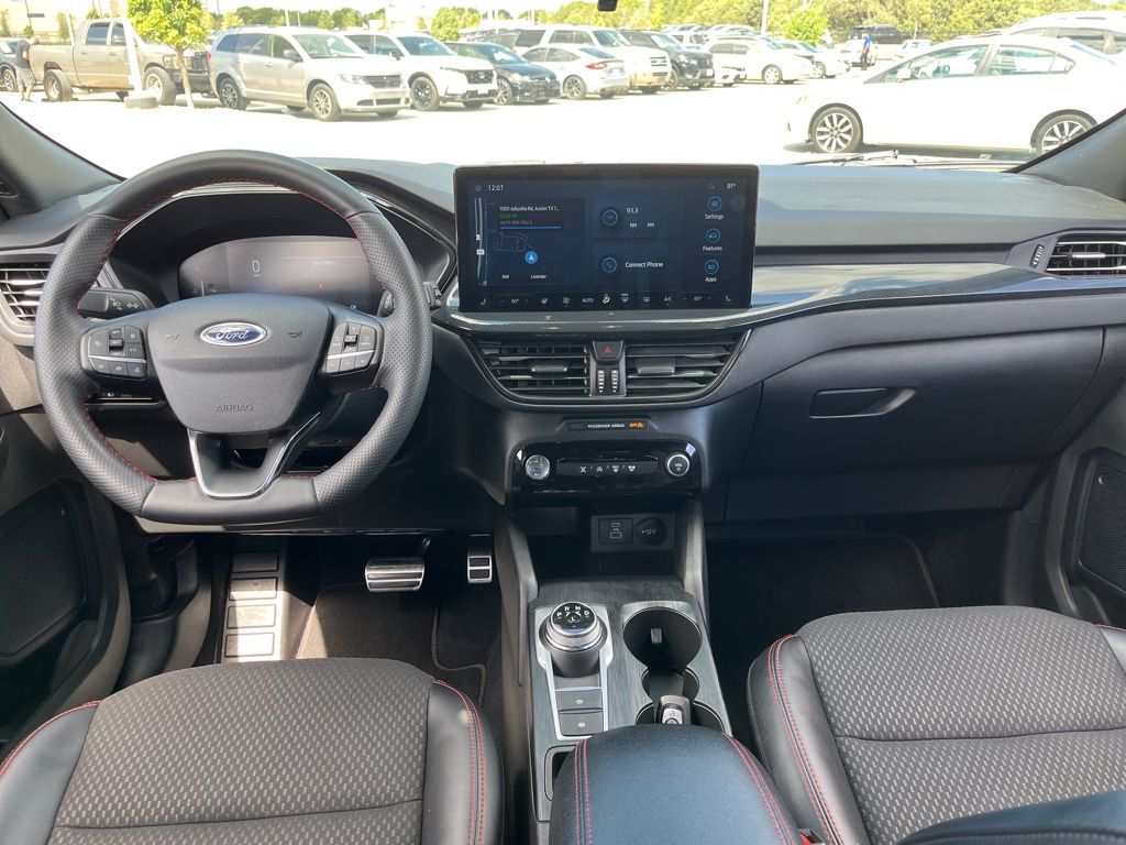 Thumbnail: 2023 Ford Escape - 16