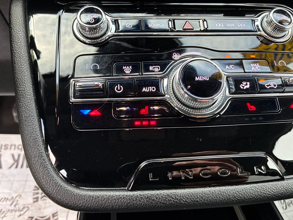 2021 Lincoln Corsair Standard Black at Phil Fitts Ford