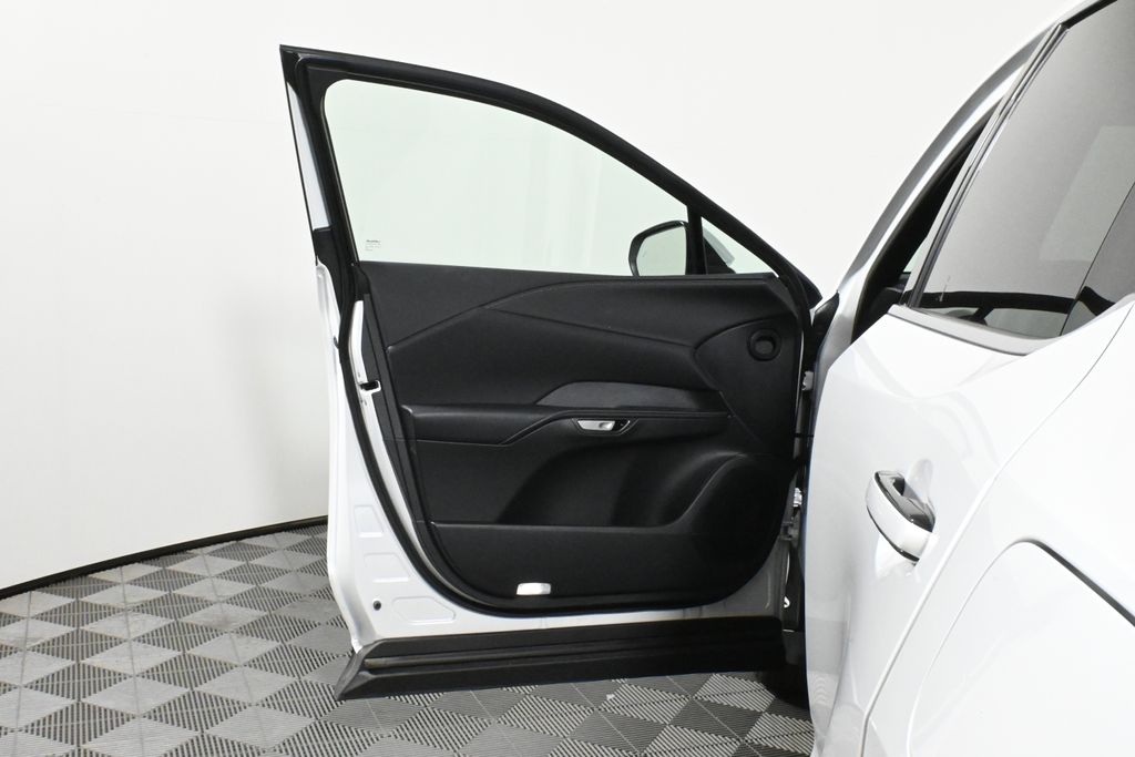 Thumbnail: 2025 Lexus RX - 28