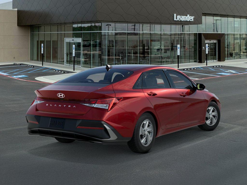 Thumbnail: 2026 Hyundai Elantra - 4