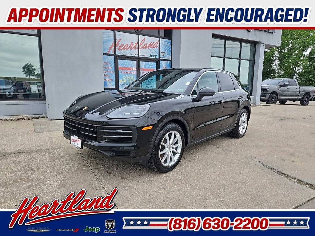 Black 2024 Porsche Cayenne SUV / Crossover All-Wheel Drive 8-Speed Automatic