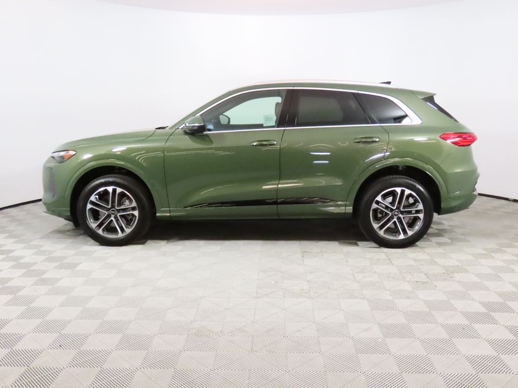 Thumbnail: 2025 Audi Q5 - 2