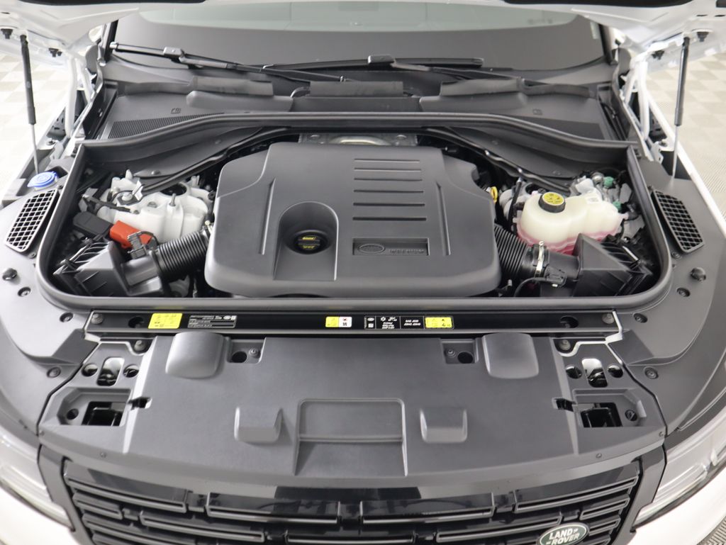 Thumbnail: 2025 Land Rover Range Rover Sport - 31