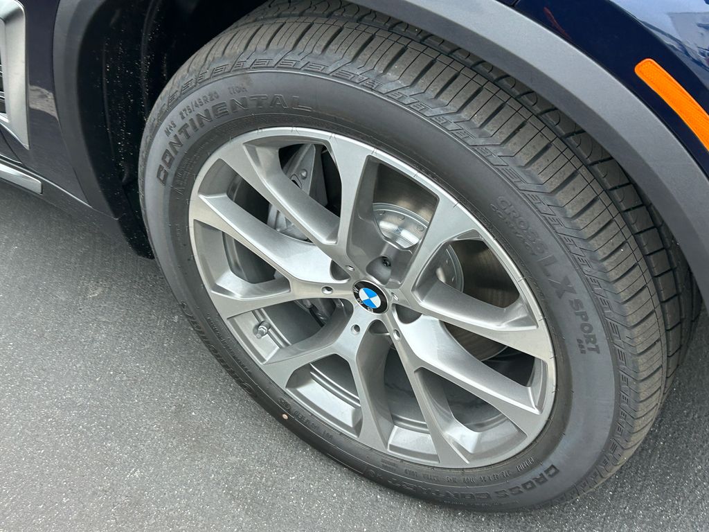 Thumbnail: 2026 BMW X5 - 3