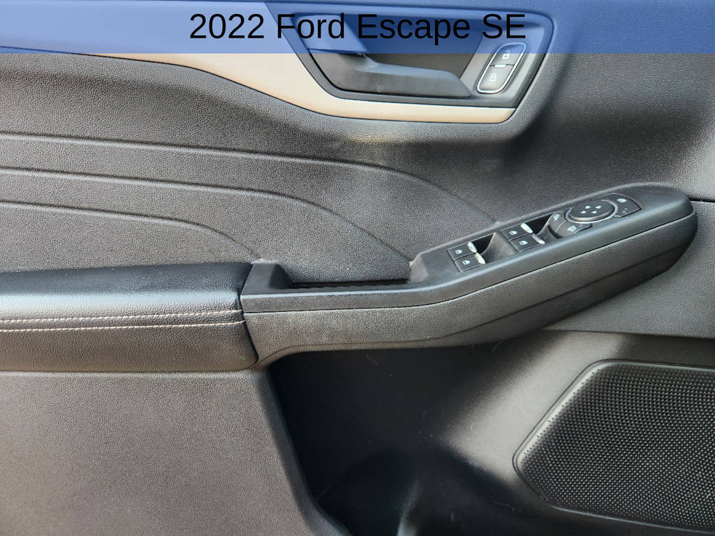 2022 Ford Escape SE 22