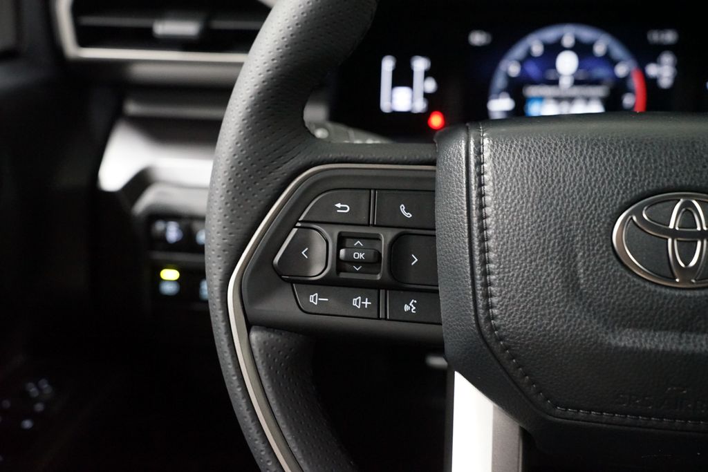 Thumbnail: 2026 Toyota 4Runner - 15