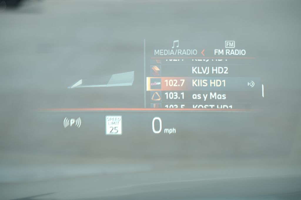 Thumbnail: 2025 BMW 7 Series - 8