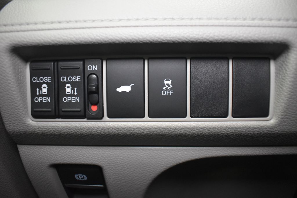 2025 Honda Odyssey EX-L 14